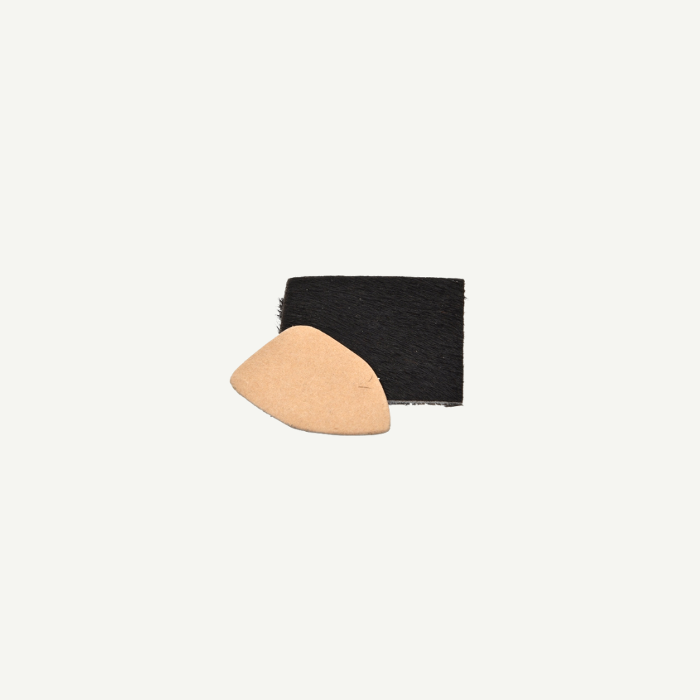 Bearpaw Traditional Hair Rest